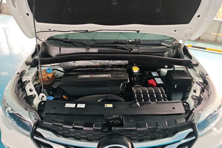 Used GAC Trumpchi GS4 2017 200T G-DCT Two-Wheel Drive Elite Edition Engine Bay