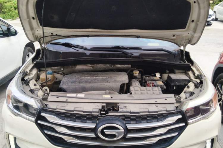Used GAC Trumpchi GS4 2017 235T Automatic Two-Wheel Drive Luxury Smart Connectivity Version Engine Bay
