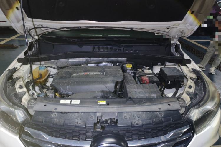 Used GAC Trumpchi GS4 2017 235T G-DCT Two-Wheel Drive Luxury Edition Engine Bay