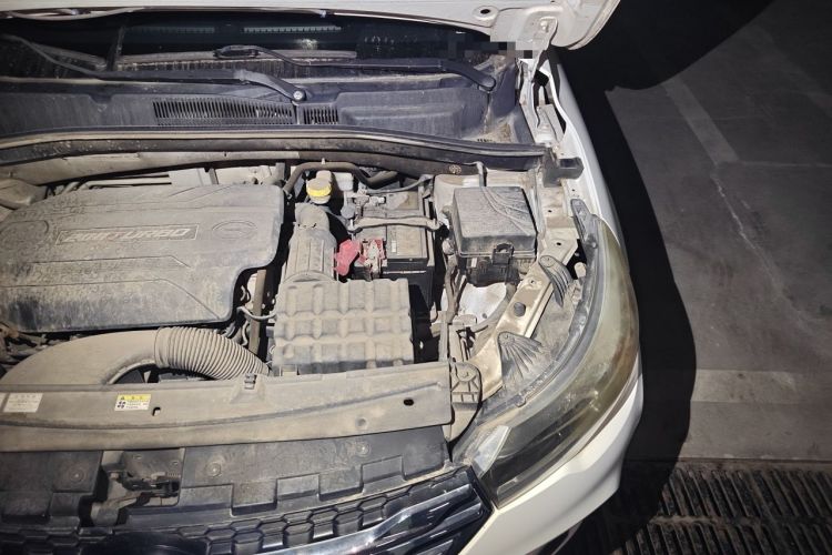 Used GAC Trumpchi GS4 2017 200T G-DCT Two-Wheel Drive Luxury Edition Engine Bay Left