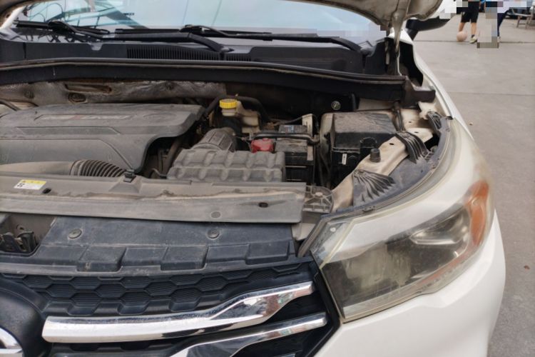 Used GAC Trumpchi GS4 2017 200T G-DCT Two-Wheel Drive Elite Edition Engine Bay Left