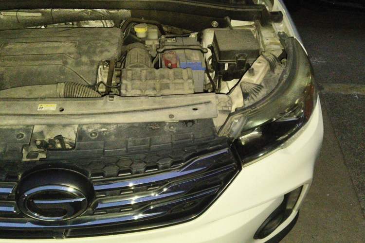 Used GAC Trumpchi GS4 2017 235T Automatic Two-Wheel Drive Luxury Smart Connectivity Version Engine Bay Left