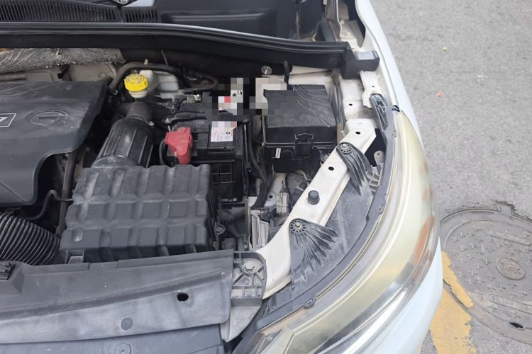 Used GAC Trumpchi GS4 2017 235T Automatic Two-Wheel Drive Luxury Smart Connectivity Version Engine Bay Left
