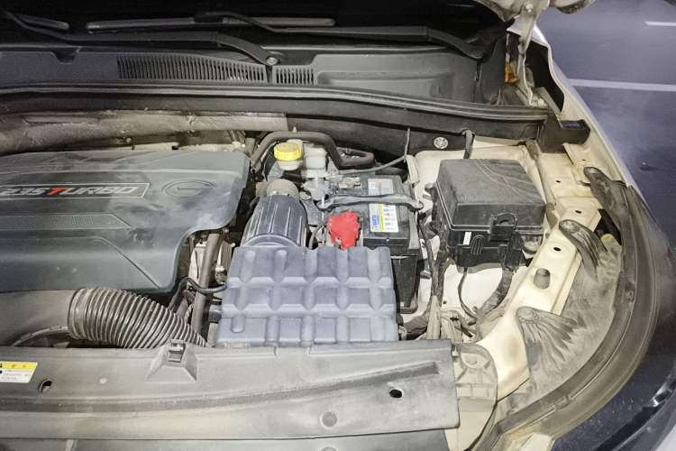 Used GAC Trumpchi GS4 2017 235T Automatic Two-Wheel Drive Elite Edition Engine Bay Left
