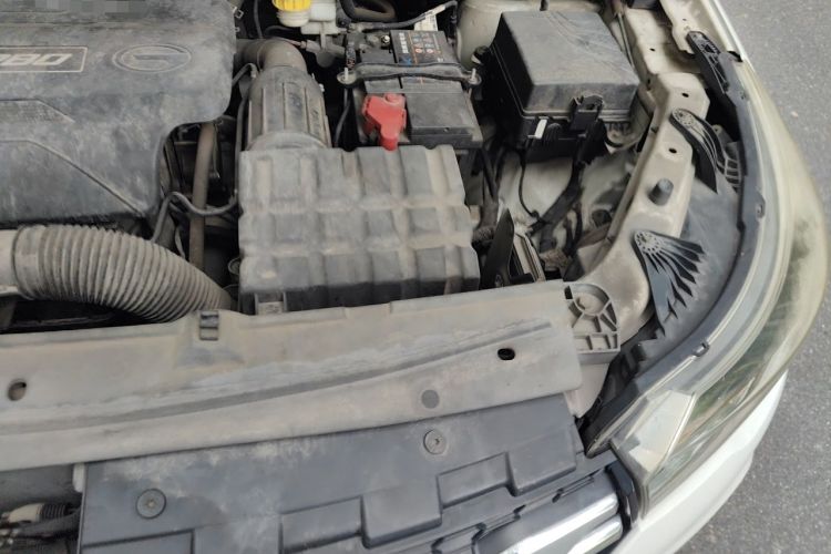 Used GAC Trumpchi GS4 2017 235T G-DCT Two-Wheel Drive Luxury Edition Engine Bay Left