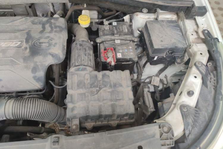 Used GAC Trumpchi GS4 2017 235T Manual Two-Wheel Drive Luxury Edition Engine Bay Left