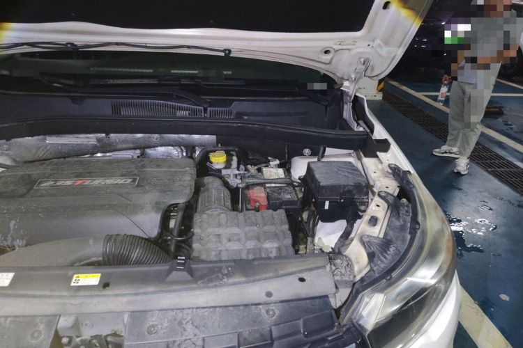 Used GAC Trumpchi GS4 2017 235T G-DCT Two-Wheel Drive Luxury Edition Engine Bay Left
