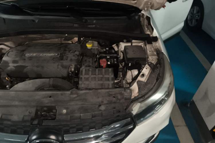Used GAC Trumpchi GS4 2017 235T Automatic Two-Wheel Drive Luxury Smart Connectivity Version Engine Bay Left