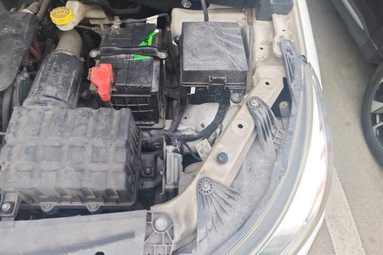 Used GAC Trumpchi GS4 2017 200T G-DCT Two-Wheel Drive Comfort Edition Engine Bay Left
