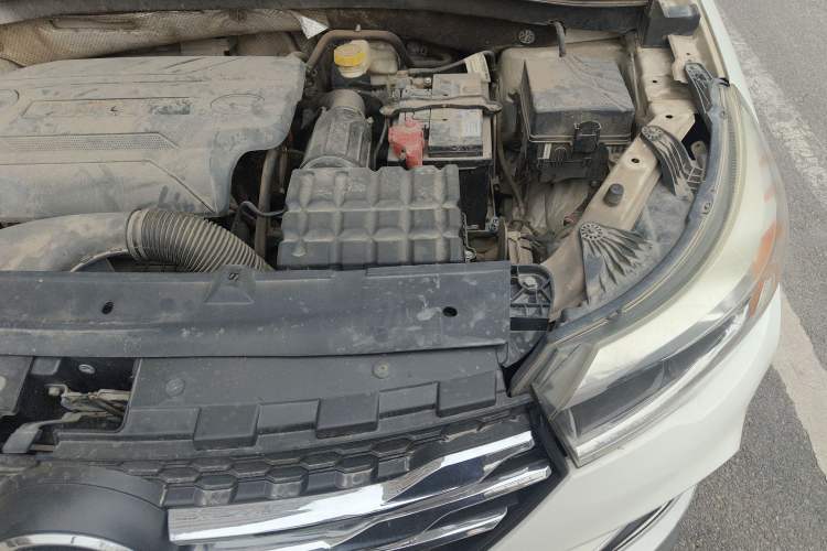 Used GAC Trumpchi GS4 2017 235T Automatic Two-Wheel Drive Elite Edition Engine Bay Left