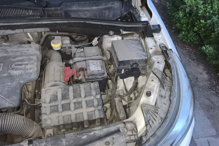 Used GAC Trumpchi GS4 2017 235T Automatic Two-Wheel Drive Luxury Smart Connectivity Version Engine Bay Left