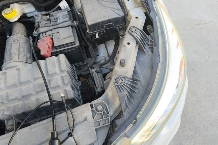 Used GAC Trumpchi GS4 2017 235T Automatic Two-Wheel Drive Elite Edition Engine Bay Left
