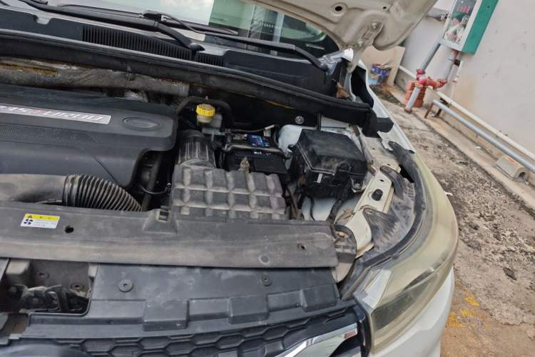 Used GAC Trumpchi GS4 2017 235T Automatic Two-Wheel Drive Elite Edition Engine Bay Left