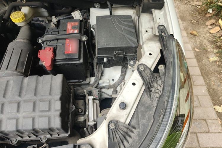 Used GAC Trumpchi GS4 2017 235T Manual Two-Wheel Drive Luxury Edition Engine Bay Left