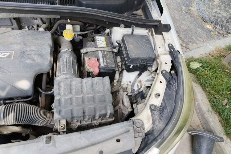 Used GAC Trumpchi GS4 2017 200T Manual Two-Wheel Drive Elite Edition Engine Bay Left