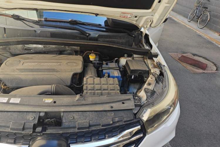 Used GAC Trumpchi GS4 2017 200T G-DCT Two-Wheel Drive Comfort Edition Engine Bay Left