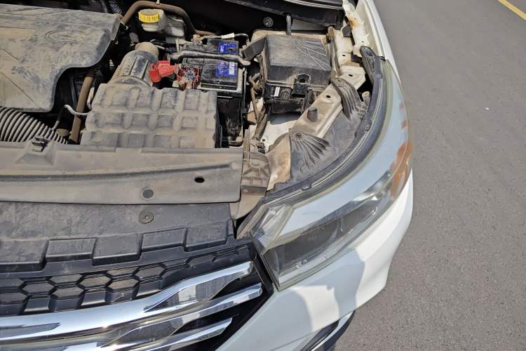 Used GAC Trumpchi GS4 2017 200T G-DCT Two-Wheel Drive Elite Edition Engine Bay Left