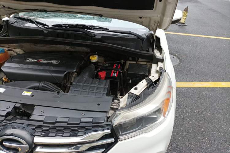 Used GAC Trumpchi GS4 2017 235T Automatic Two-Wheel Drive Elite Edition Engine Bay Left