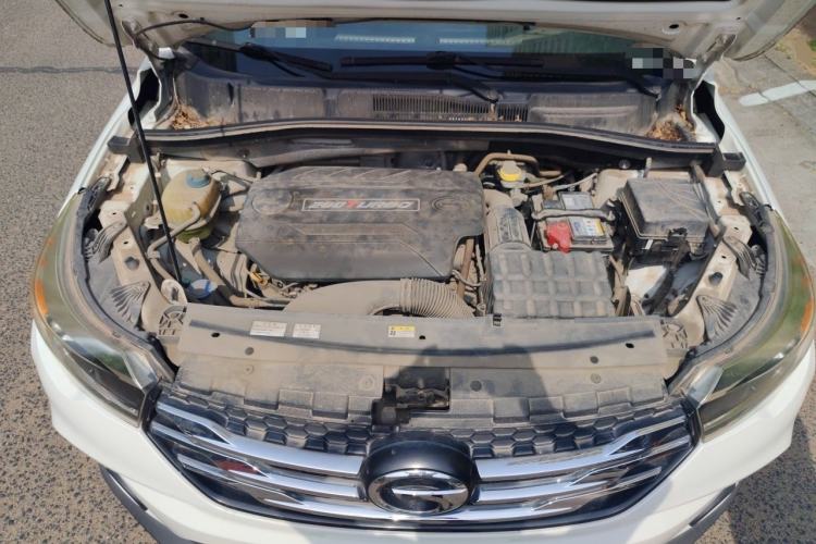 Used GAC Trumpchi GS4 2017 200T Manual Two-Wheel Drive Elite Edition Engine Bay