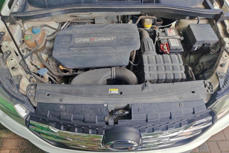 Used GAC Trumpchi GS4 2017 235T Automatic Two-Wheel Drive Elite Edition Engine Bay
