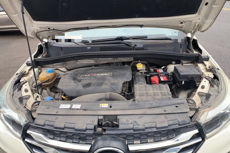 Used GAC Trumpchi GS4 2017 235T G-DCT Two-Wheel Drive Luxury Edition Engine Bay