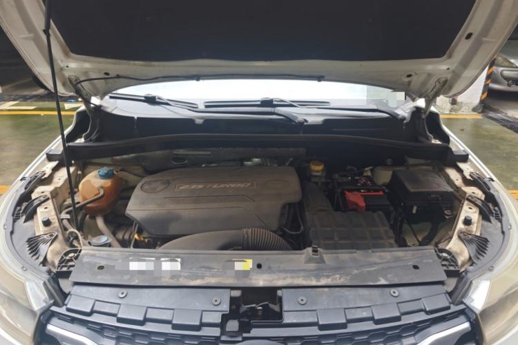 Used GAC Trumpchi GS4 2017 235T Automatic Two-Wheel Drive Elite Edition Engine Bay