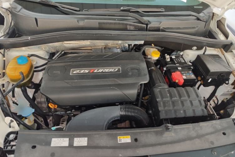 Used GAC Trumpchi GS4 2017 235T G-DCT Two-Wheel Drive Elite Edition Engine Bay