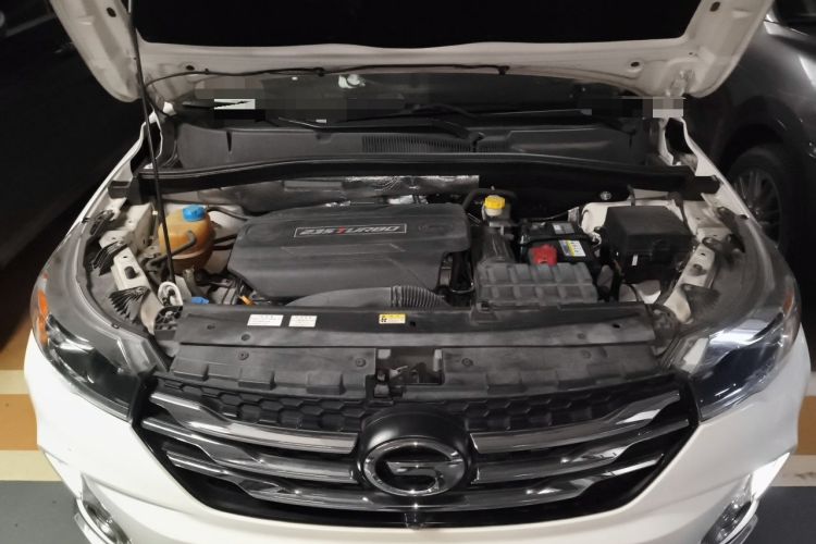 Used GAC Trumpchi GS4 2017 235T Automatic Two-Wheel Drive Luxury Smart Connectivity Version Engine Bay