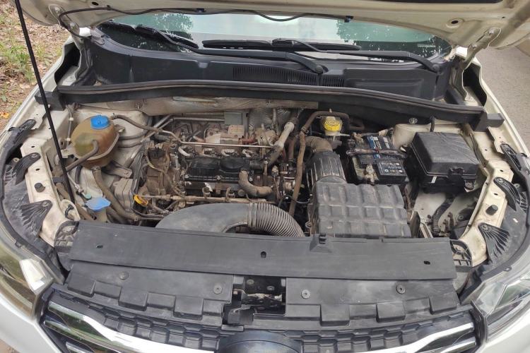 Used GAC Trumpchi GS4 2017 235T G-DCT Two-Wheel Drive Luxury Edition Engine Bay