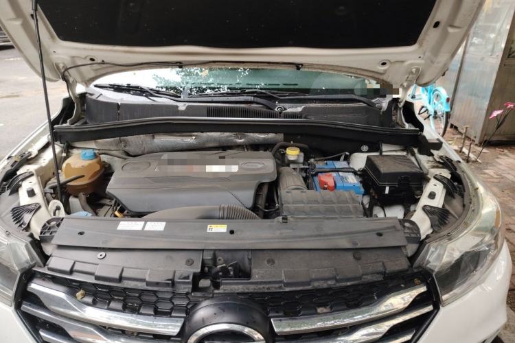 Used GAC Trumpchi GS4 2017 235T Automatic Two-Wheel Drive Luxury Smart Connectivity Version Engine Bay