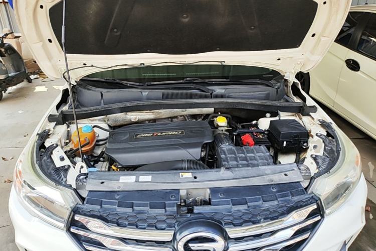Used GAC Trumpchi GS4 2017 200T G-DCT Two-Wheel Drive Elite Edition Engine Bay