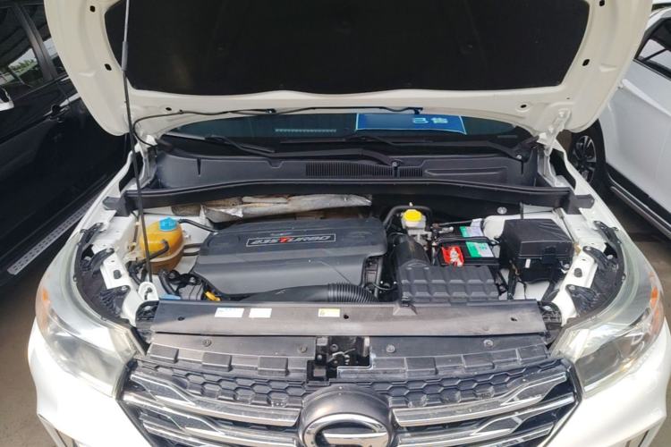 Used GAC Trumpchi GS4 2017 235T Automatic Two-Wheel Drive Luxury Smart Connectivity Version Engine Bay