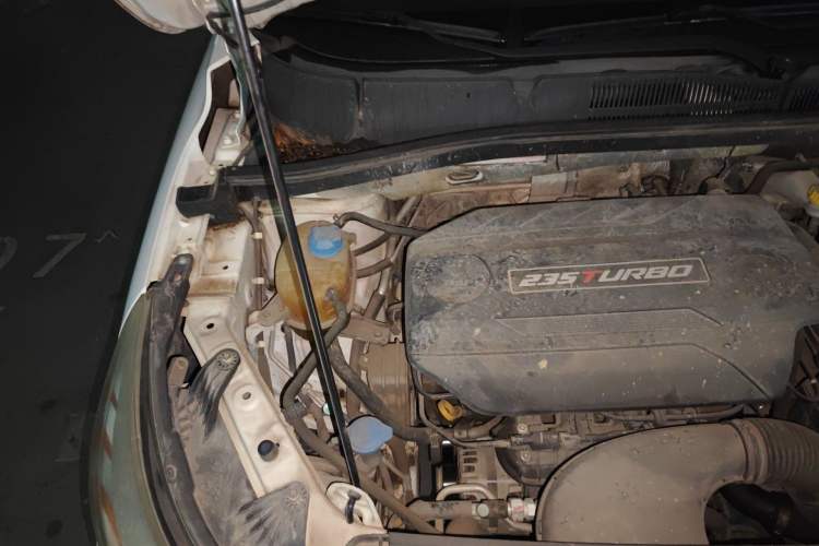 Used GAC Trumpchi GS4 2017 235T Automatic Two-Wheel Drive Elite Edition Engine Bay Right