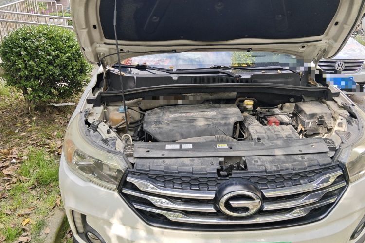 Used GAC Trumpchi GS4 2017 235T Automatic Two-Wheel Drive Elite Edition Engine Bay Right