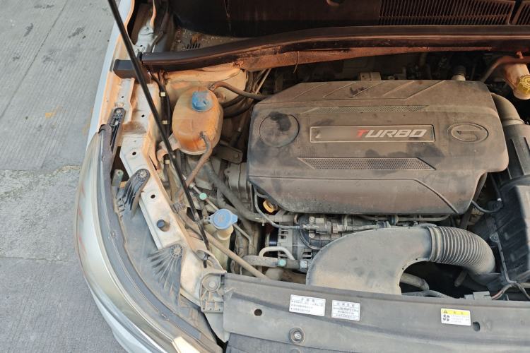 Used GAC Trumpchi GS4 2017 200T Manual Two-Wheel Drive Elite Edition Engine Bay Right