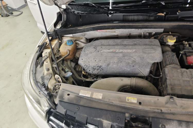 Used GAC Trumpchi GS4 2017 200T Manual Two-Wheel Drive Elite Edition Engine Bay Right