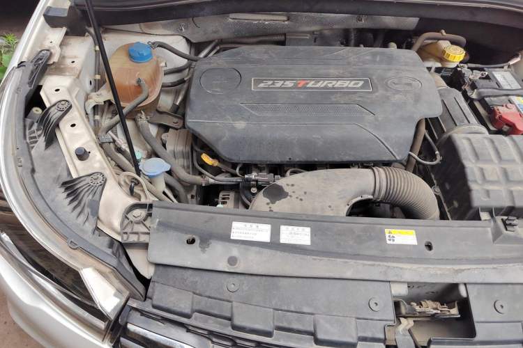 Used GAC Trumpchi GS4 2017 235T Automatic Two-Wheel Drive Luxury Smart Connectivity Version Engine Bay Right