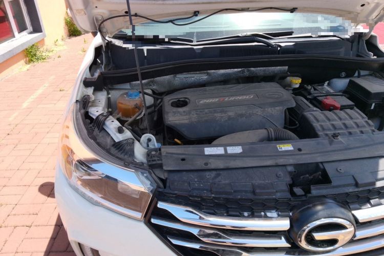 Used GAC Trumpchi GS4 2017 200T Manual Two-Wheel Drive Elite Edition Engine Bay Right