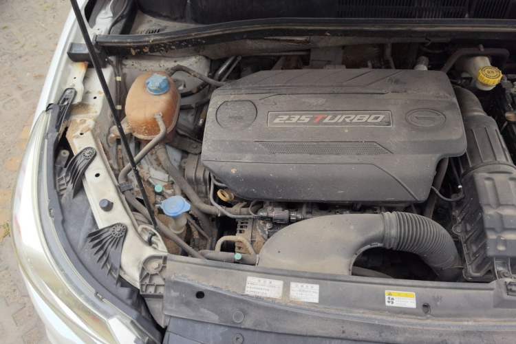 Used GAC Trumpchi GS4 2017 235T Automatic Two-Wheel Drive Elite Edition Engine Bay Right