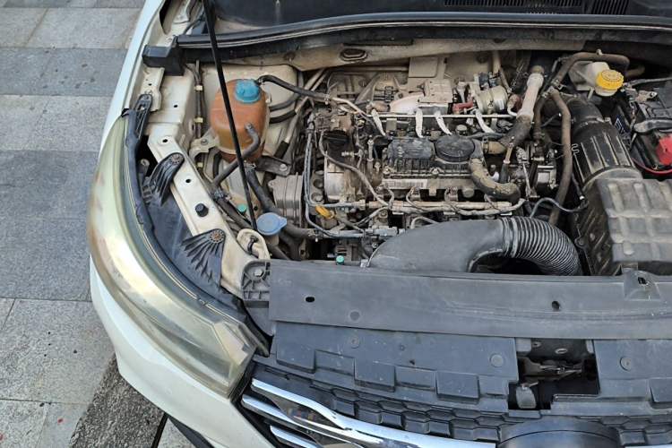 Used GAC Trumpchi GS4 2017 235T Automatic Two-Wheel Drive Elite Edition Engine Bay Right