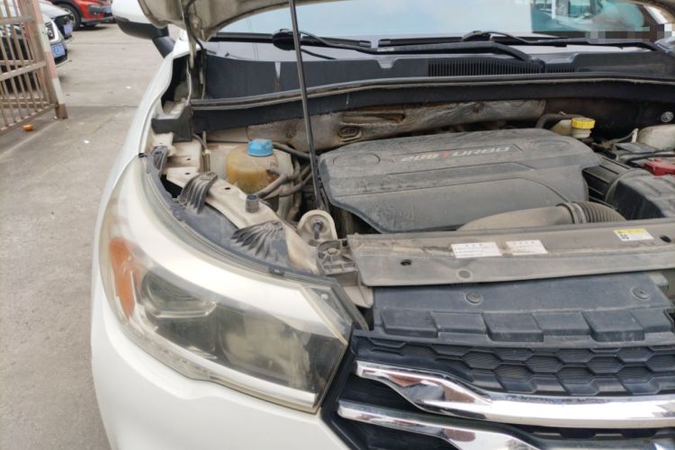 Used GAC Trumpchi GS4 2017 200T G-DCT Two-Wheel Drive Elite Edition Engine Bay Right
