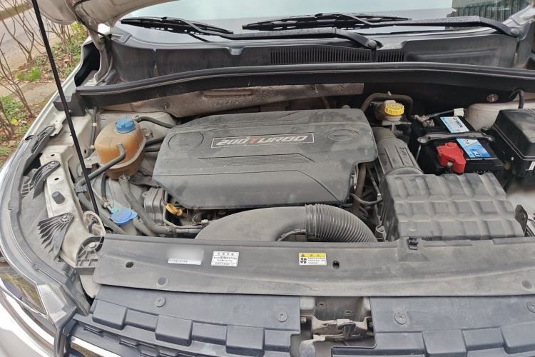 Used GAC Trumpchi GS4 2017 200T G-DCT Two-Wheel Drive Elite Edition Engine Bay Right