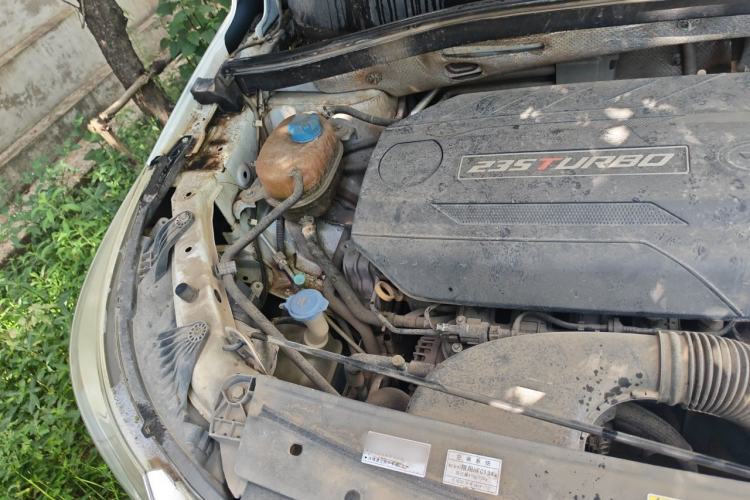 Used GAC Trumpchi GS4 2017 235T Manual Two-Wheel Drive Comfort Edition Engine Bay Right