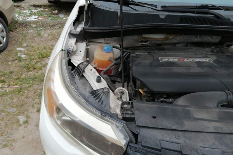 Used GAC Trumpchi GS4 2017 235T Automatic Two-Wheel Drive Elite Edition Engine Bay Right