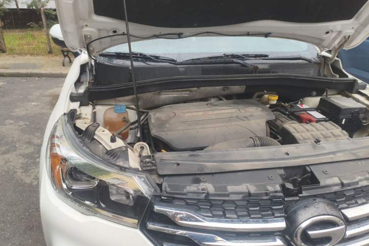 Used GAC Trumpchi GS4 2017 200T Manual Two-Wheel Drive Luxury Edition Engine Bay Right