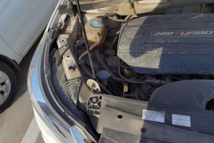 Used GAC Trumpchi GS4 2017 200T Manual Two-Wheel Drive Elite Edition Engine Bay Right