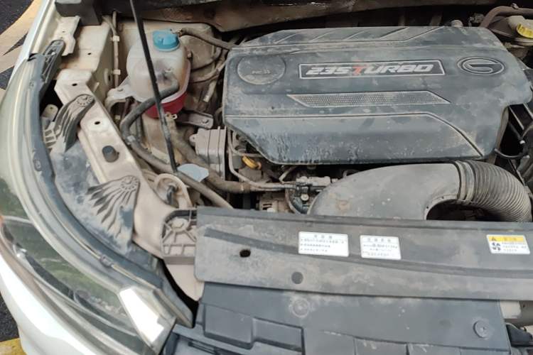 Used GAC Trumpchi GS4 2017 235T Automatic Two-Wheel Drive Elite Edition Engine Bay Right