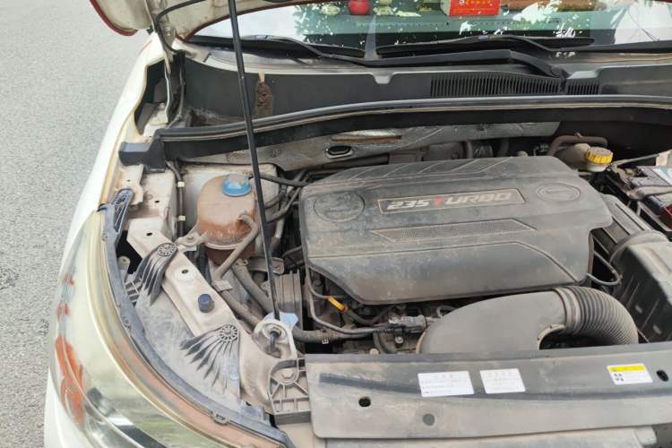 Used GAC Trumpchi GS4 2017 235T Automatic Two-Wheel Drive Elite Edition Engine Bay Right