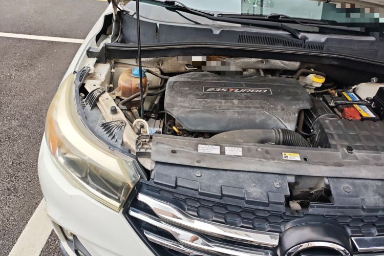 Used GAC Trumpchi GS4 2017 235T Manual Two-Wheel Drive Luxury Edition Engine Bay Right