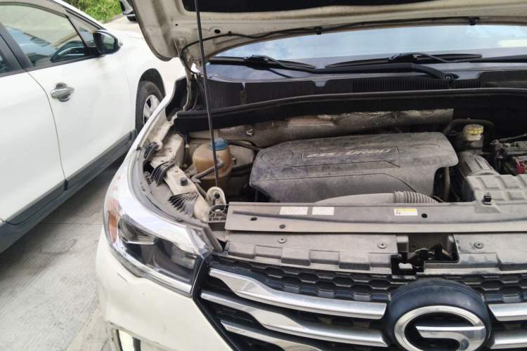 Used GAC Trumpchi GS4 2017 235T Automatic Two-Wheel Drive Luxury Smart Connectivity Version Engine Bay Right